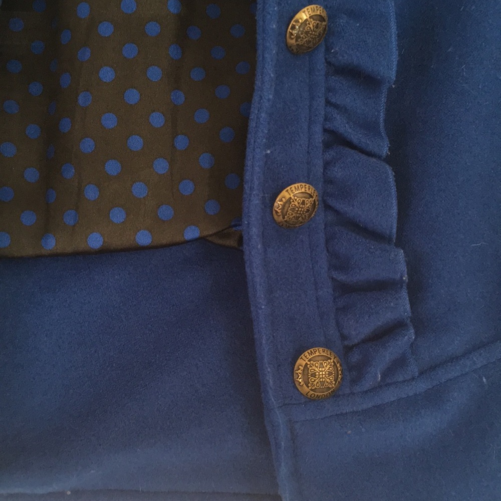 Cropped Ruffle Jacket - Picture 2 of 2