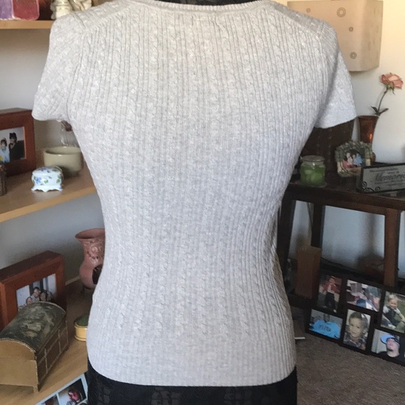 GAP LIGHT GRAY SWEATER KNIT BLOUSE - Picture 6 of 6