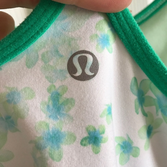‼️SOLD‼️🍋Lululemon Power Y Tank🍋🍋 - Picture 3 of 5