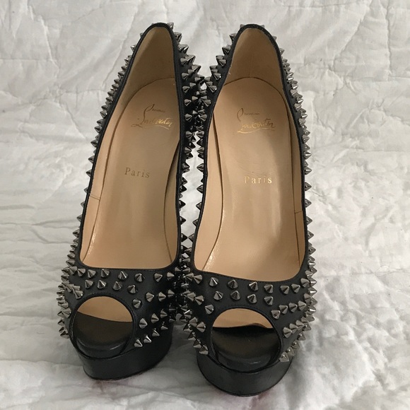 Black Spiked Stiletto Christian Louboutin Shoes - Picture 2 of 6