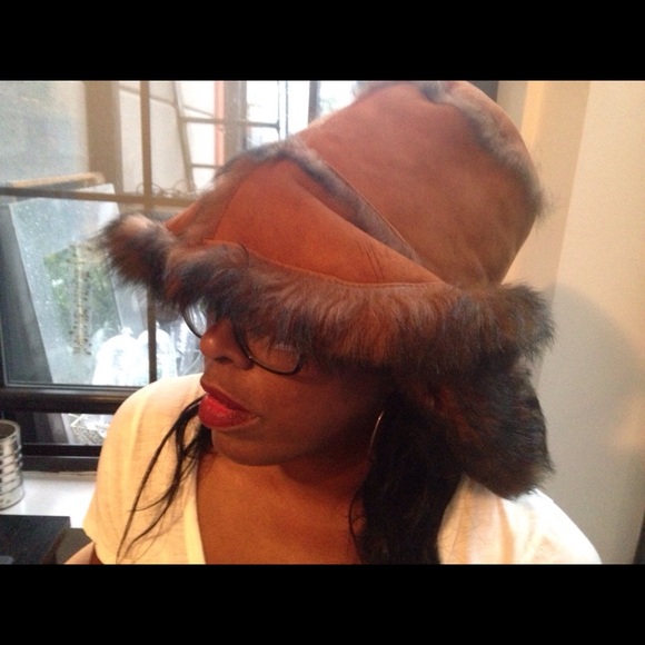 Sherling, mink- lined fur hat main image 8