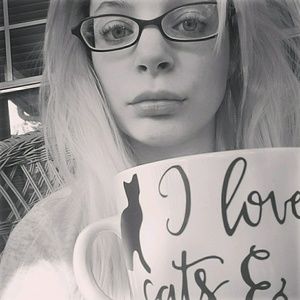 Meet your Posher, Shelley