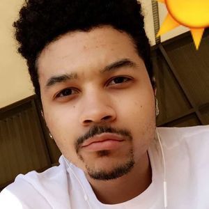 Meet your Posher, Julian