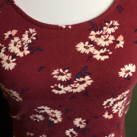 Charlotte russe 3/4 sleeve floral crop top large - Picture 3 of 4