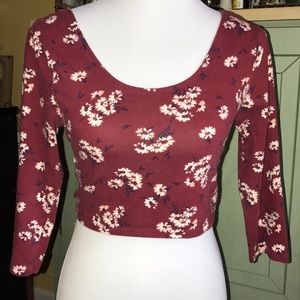 Charlotte russe 3/4 sleeve floral crop top large