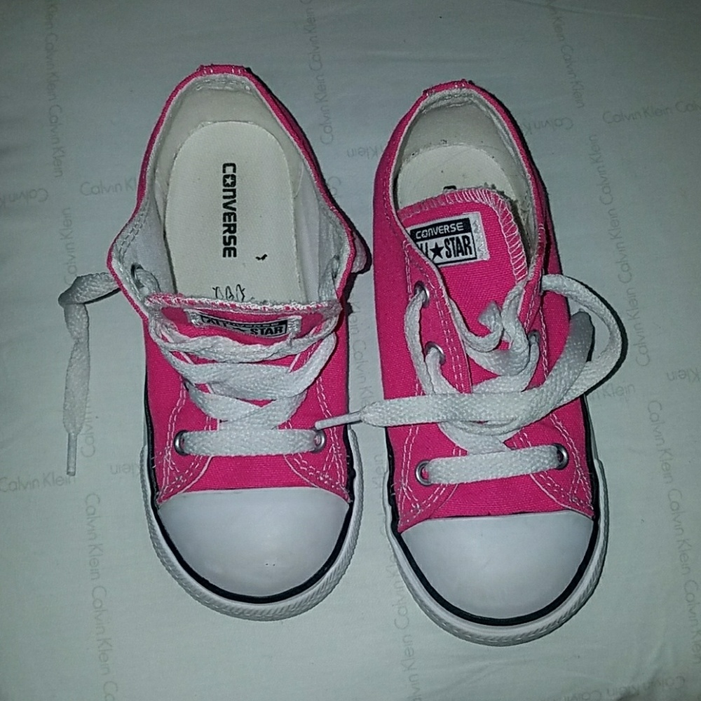 Toddler Size 10 pink converse