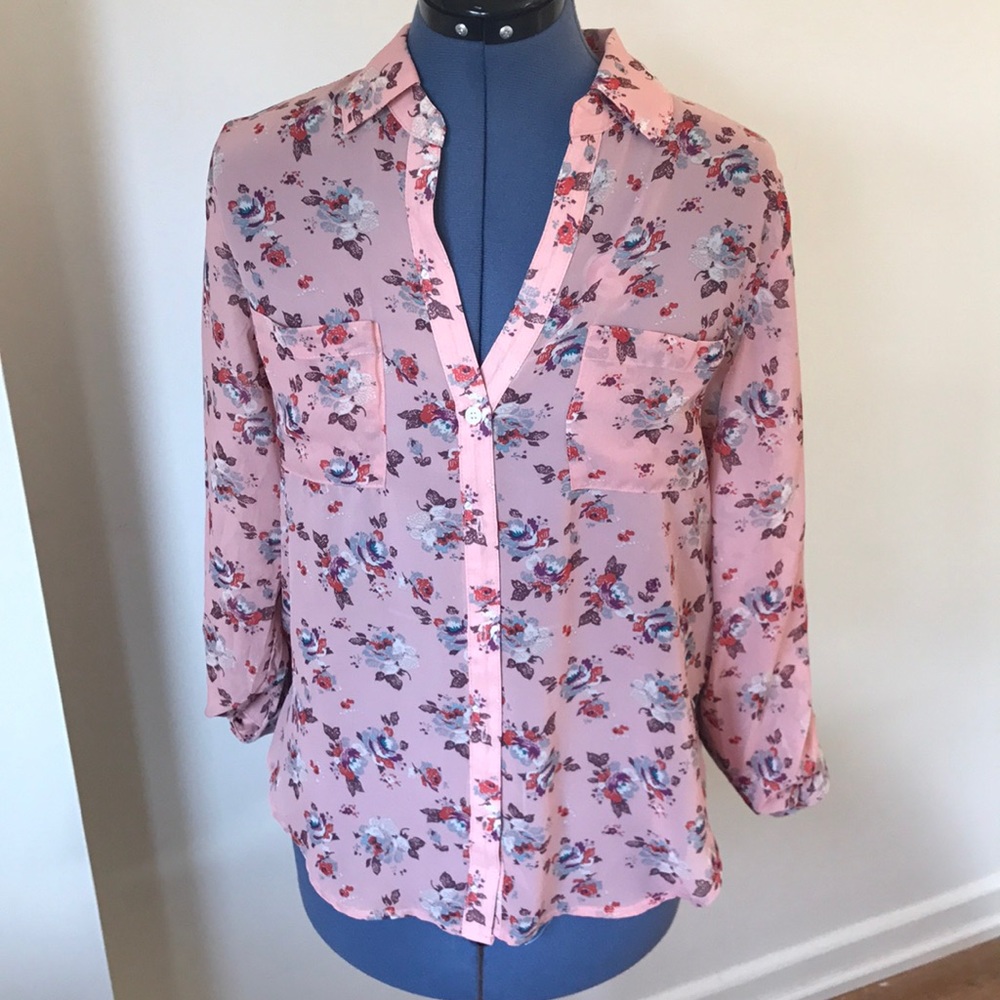 NWT Xhilaration blush floral blouse