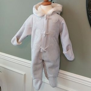 First Impressions Faux Suede and Fur Bunting EUC