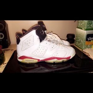 Infrared retro 6 size 6.5