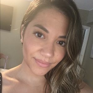 Meet your Posher, Deanna