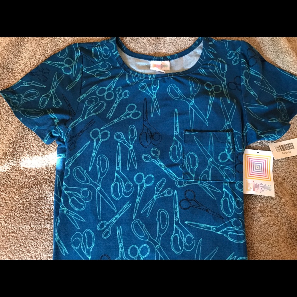 LuLaRoe Scissor Carly-xs