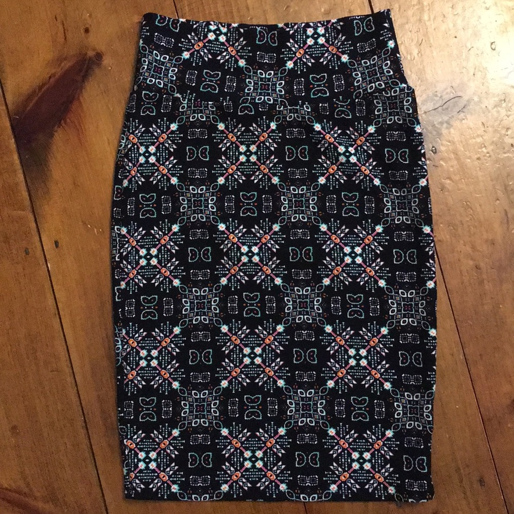 Lularoe Cassie skirt