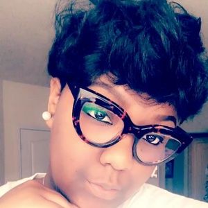 Meet your Posher, Cara