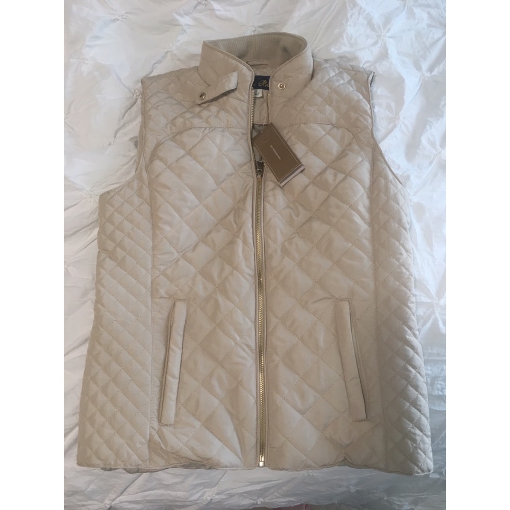 Cream Vest [NWT]