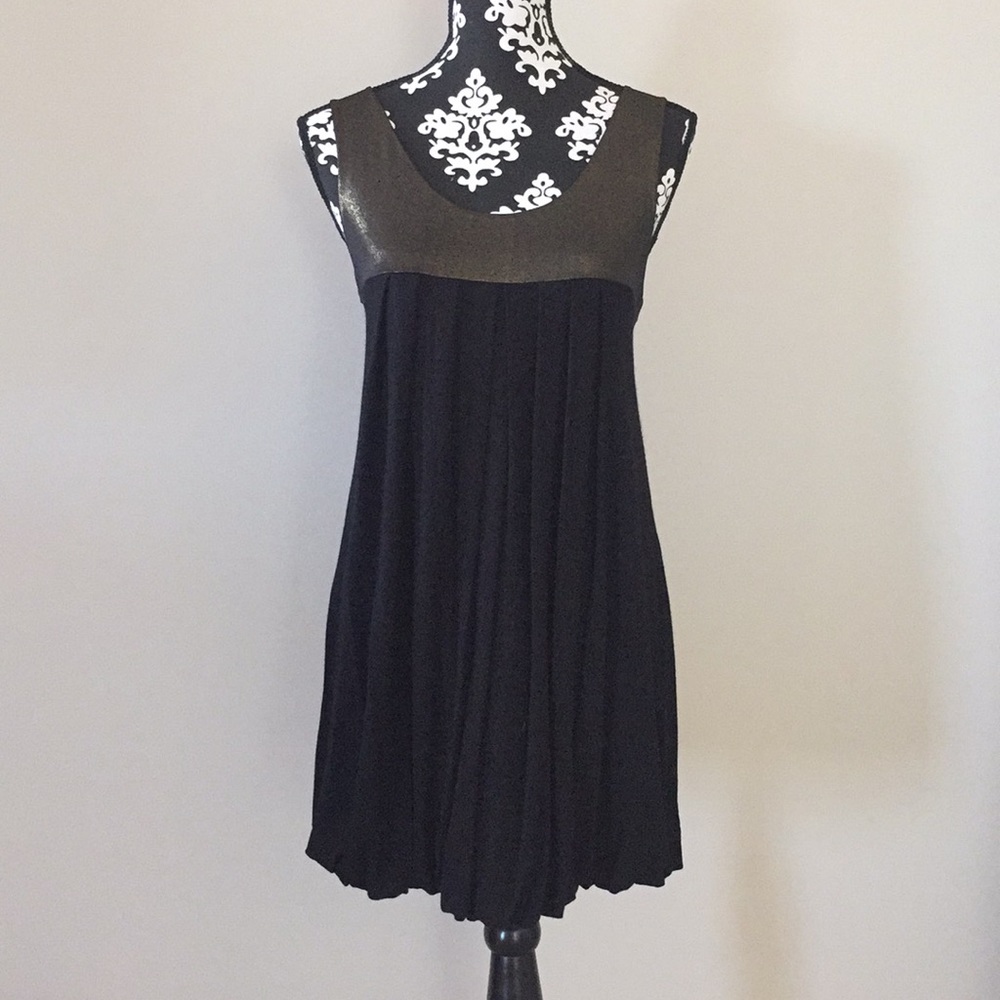 🍾 Forever 21 Bubble Hem Dress 🌟 Size M