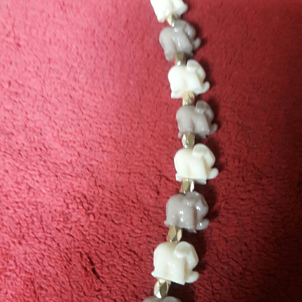 necklace - Picture 2 of 3