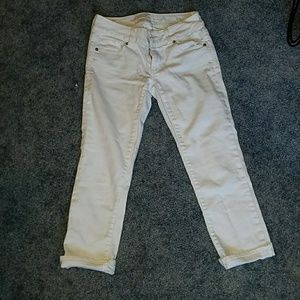 White american eagle crop jeans