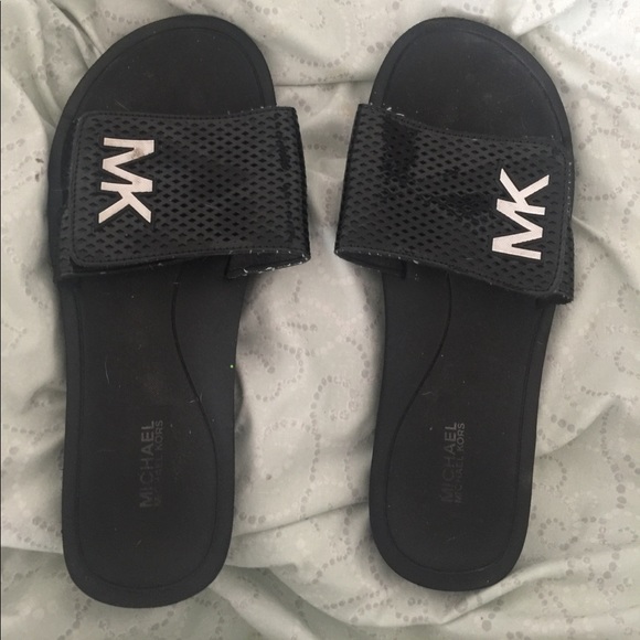 michael kors slides 2017