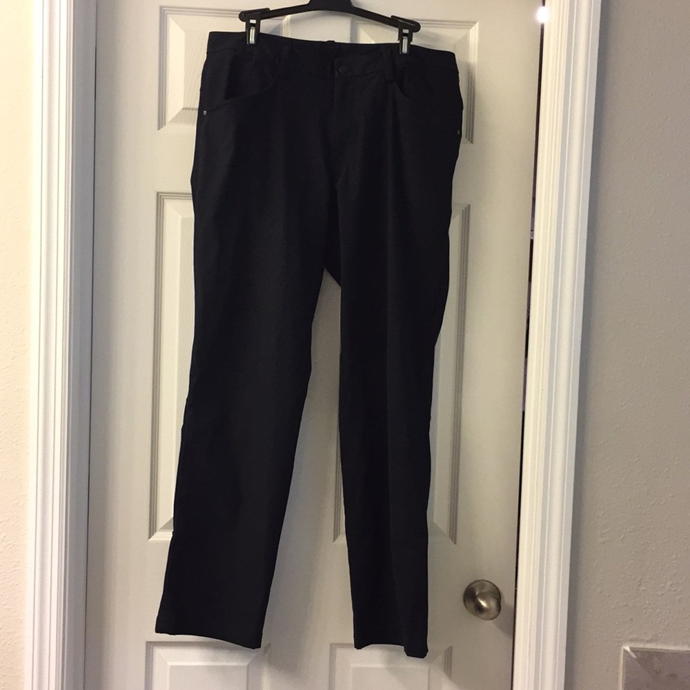 Men's lululemon black ABC Pant - size 36