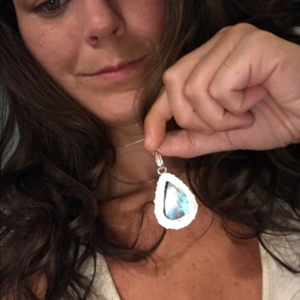 ✨SOLD✨ Natural Labradorite Pendant NWOT - Picture 8 of 8