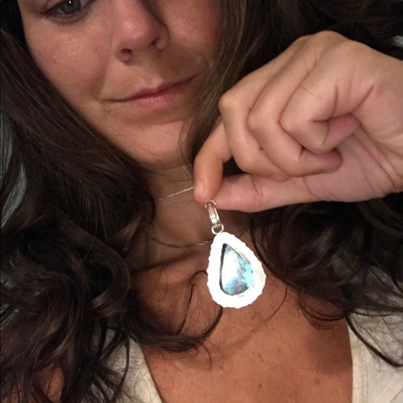 ✨SOLD✨ Natural Labradorite Pendant NWOT - Picture 8 of 8