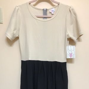 LuLaRoe Amelia Dress in Medium