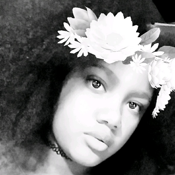 Meet your Posher, Cidnee - Picture 1 of 1