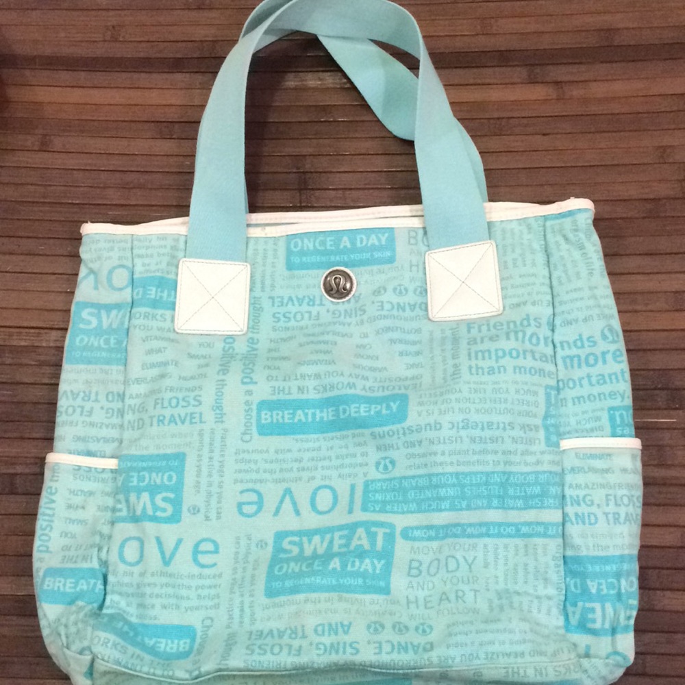 Lululemon gym tote 17x15