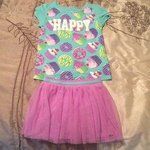 2 piece set. Garanimals size 7.