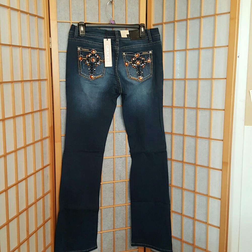 Jeans - Picture 2 of 3