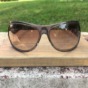 Oscar De La Renta Oversized Sunglasses