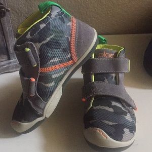 PLAE boys Max best-selling camo style size 10.5