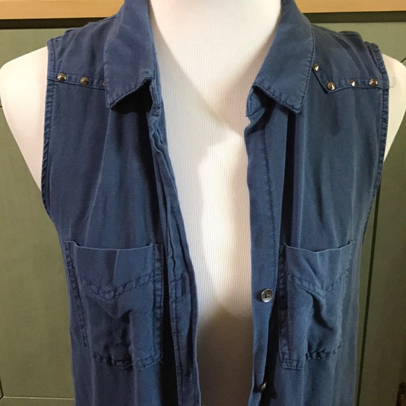 Rock and Republic navy shirt vest size medium - Picture 3 of 4