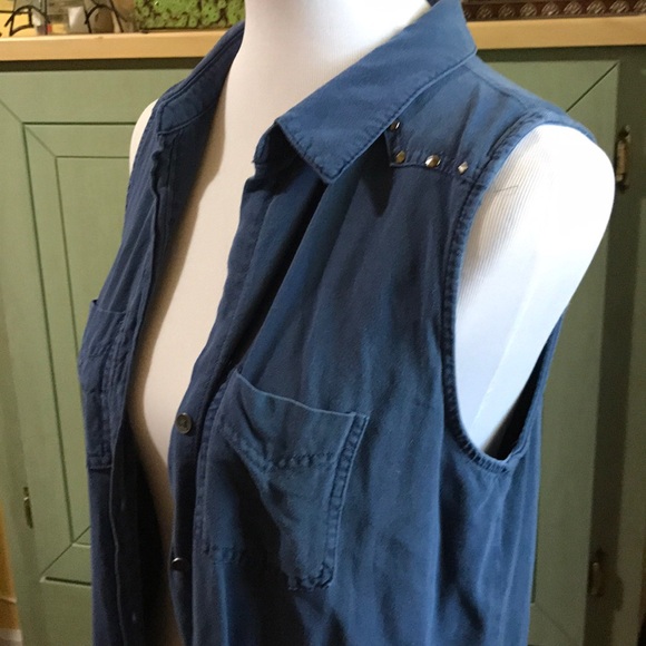 Rock and Republic navy shirt vest size medium - Picture 2 of 4