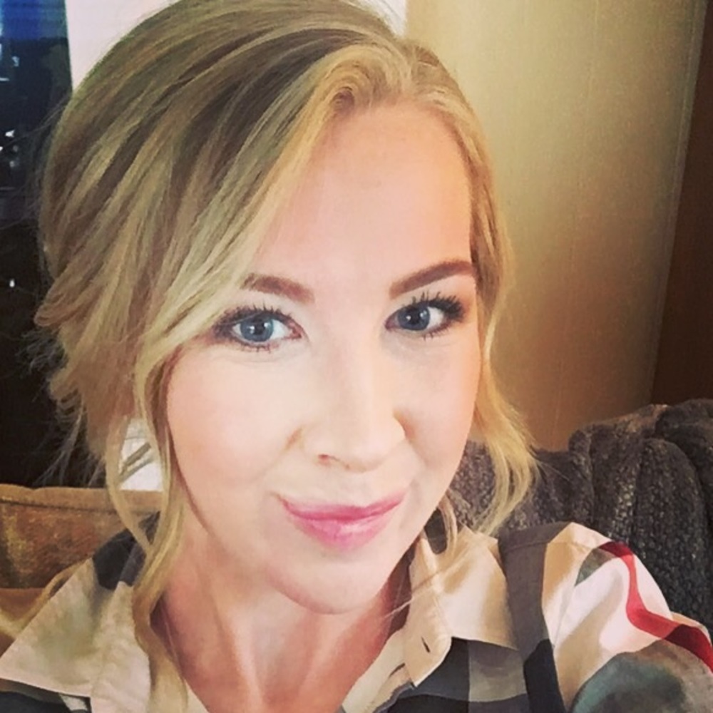 Meet your Posher, Caitlin