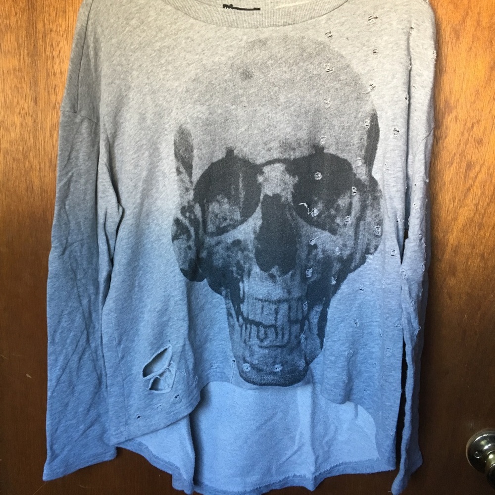 Hot Topic skull sweater