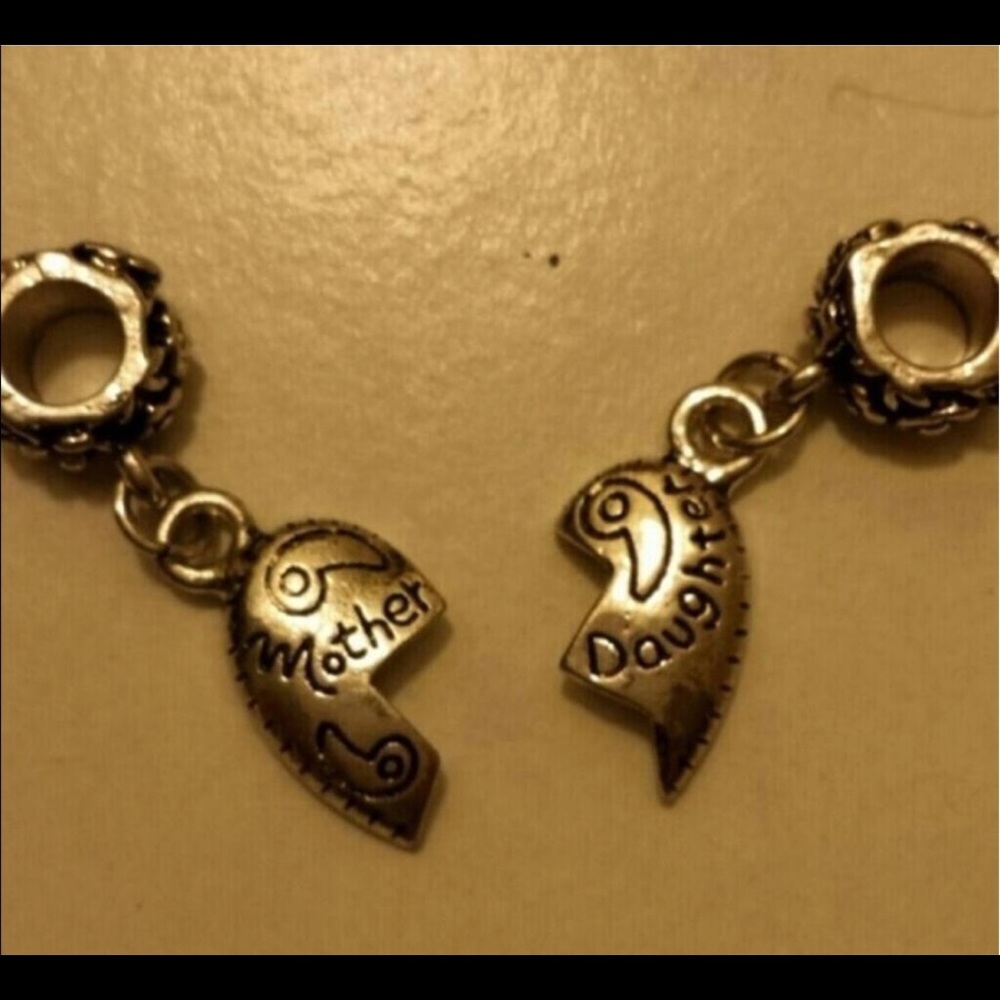 Mother daughter broken charm heart bead bracelet