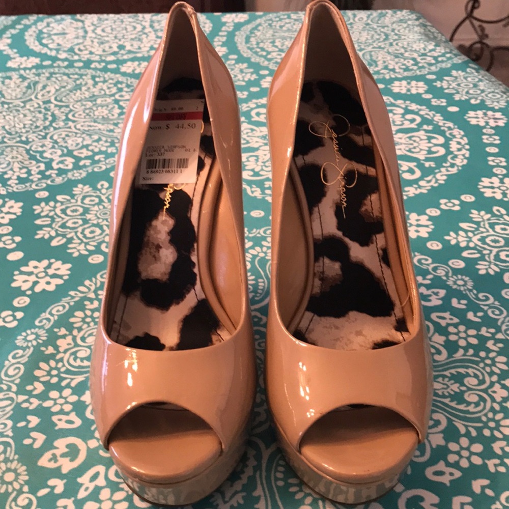 Jessica Simpson Nude Patent Peep Toe Wedges