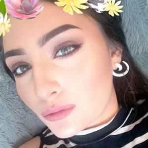 Meet your Posher, Marissa