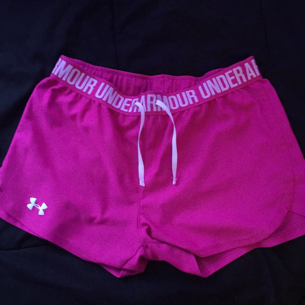 Under Armour play up shorts size S, tropic pink