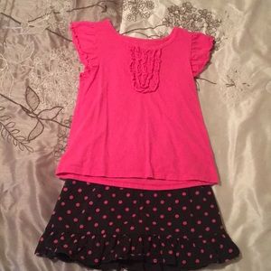 Skirt and shirt set. Size 7