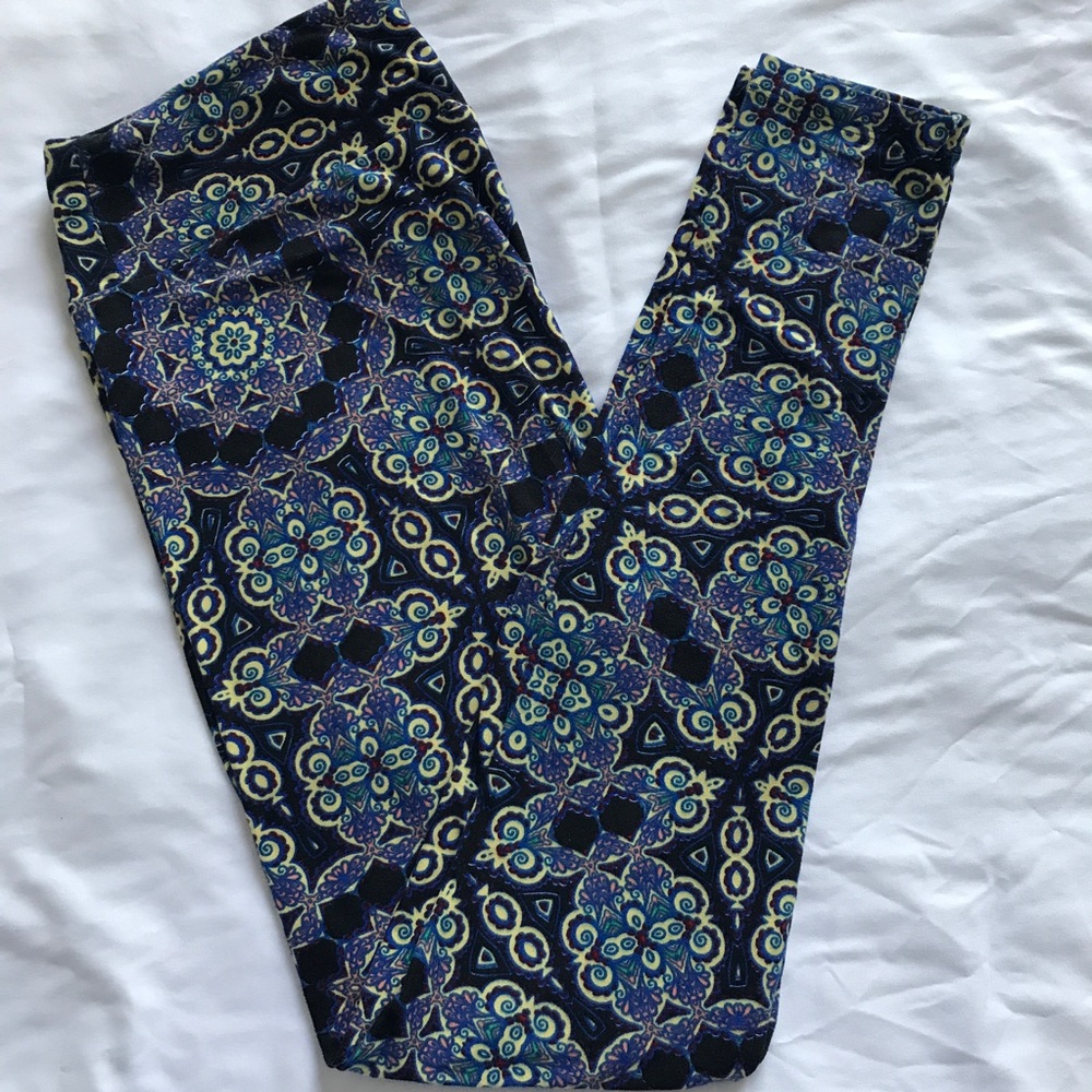 Beautiful Stained Glasses LulaRoe Leggings TC