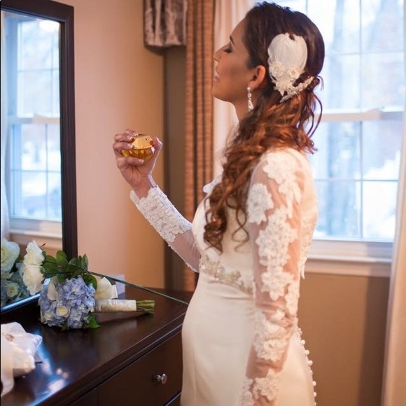 Bridal dress - Picture 3 of 3