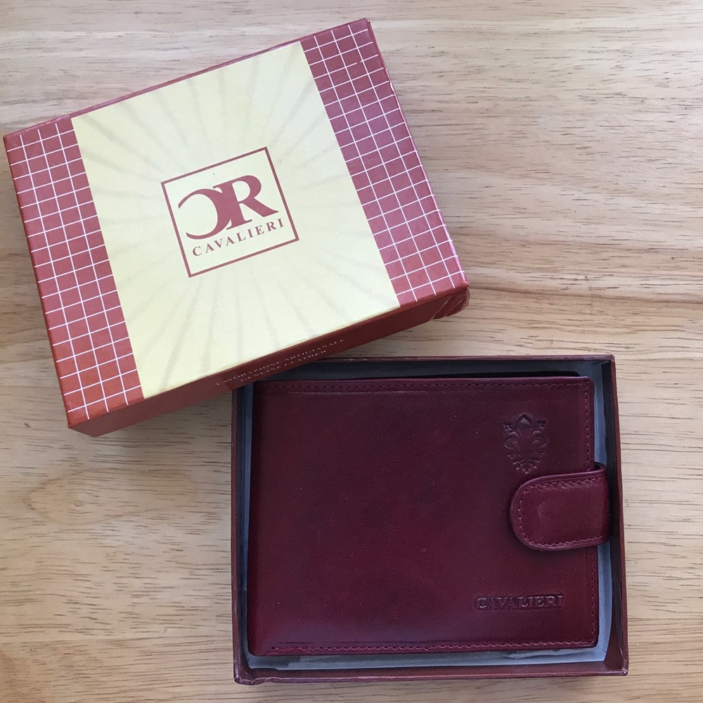 NWOT Dark Red/Burgundy Men's Leather Wallet