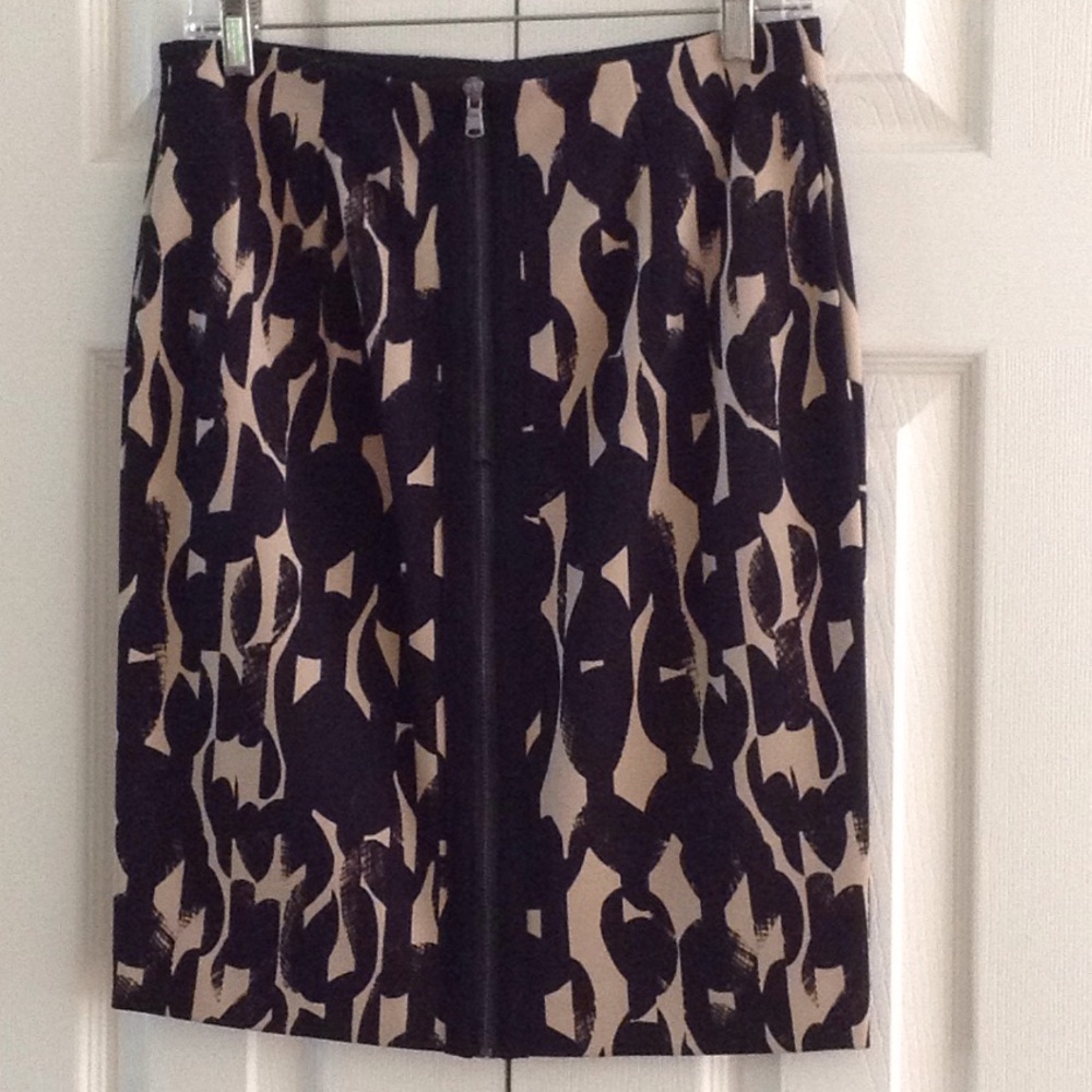 Ann Taylor Pencil Skirt - Picture 2 of 7