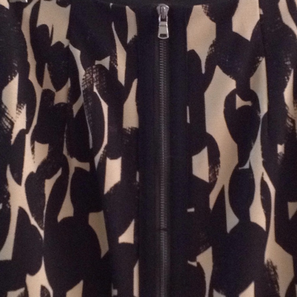 Ann Taylor Pencil Skirt - Picture 3 of 7