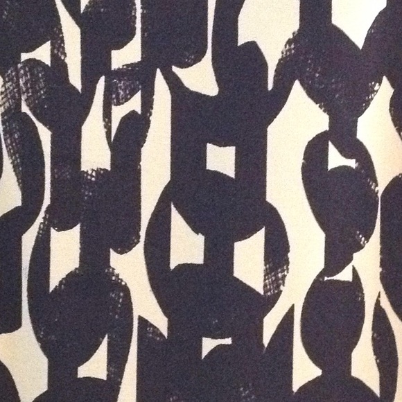 Ann Taylor Pencil Skirt - Picture 4 of 7