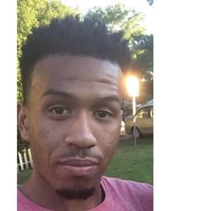 Meet your Posher, Devin