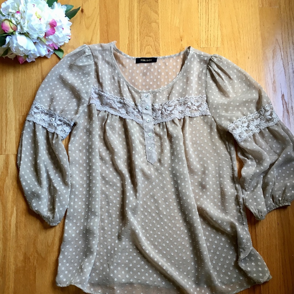 Flowy peasant top