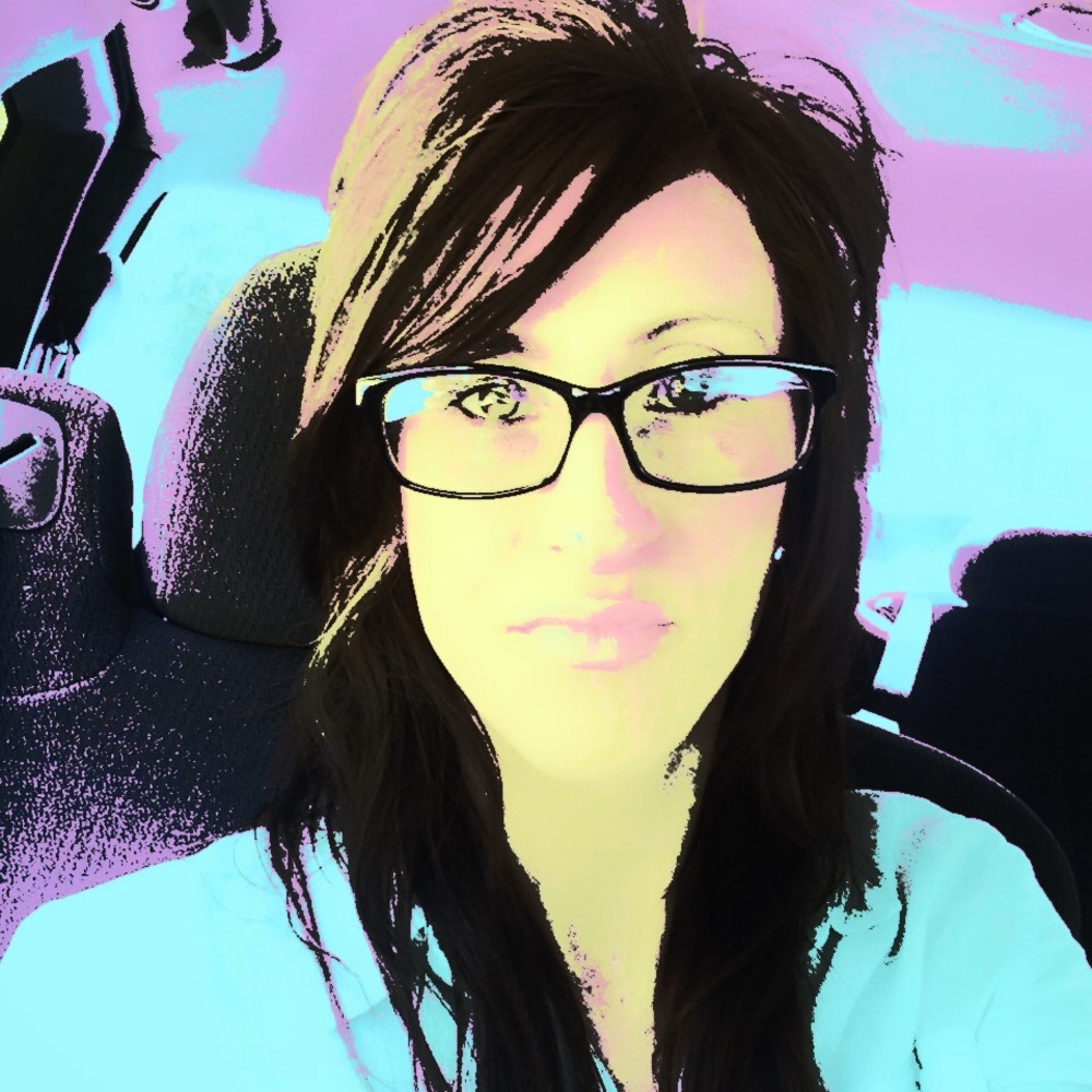 Meet your Posher, Leigh